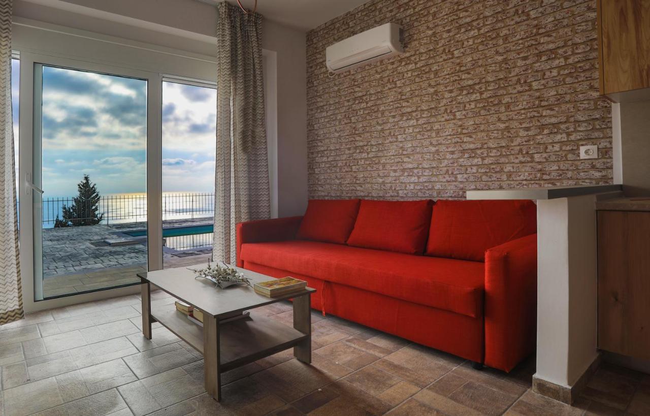 Ble On Blue Villa Athánion Екстериор снимка